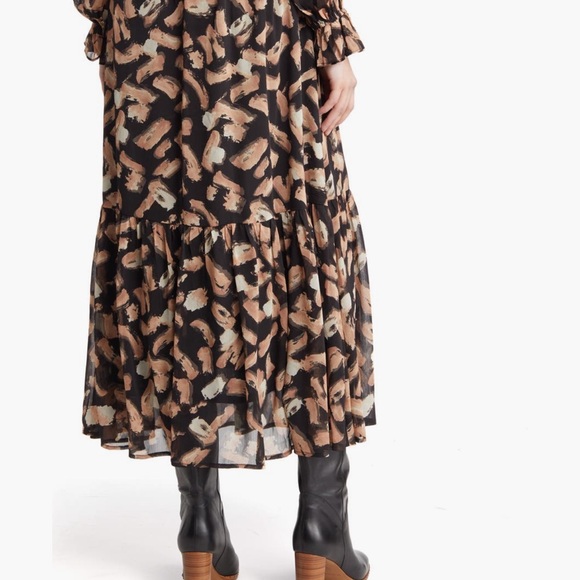 Moon River Square Neck Long Sleeve Smocked Maxi Small NWT- Anthropologie NWT - Picture 7 of 7